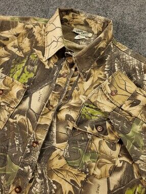 Vintage Trail Crest Image Camo Hunting Shirt 2XL Long Sleeve Button Up Oak Leaf